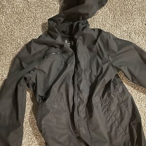 Small women or large boys Volcom Raincoat